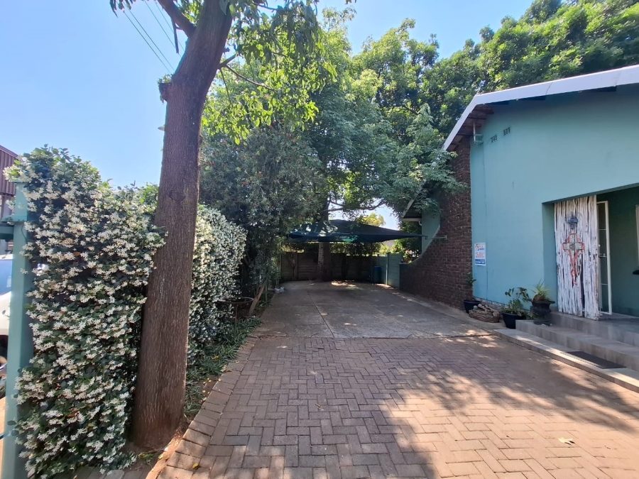 4 Bedroom Property for Sale in Rustenburg Central North West